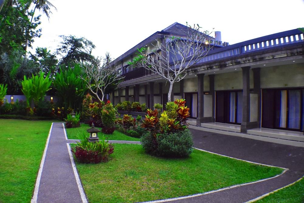 Purnama Hotel Убуд Экстерьер фото